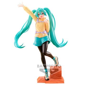 Memórias de férias de escalada de montanha Hatsune Miku Figura 20cm BANPRESTO - 1