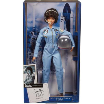 BARBIE - Boneca Sign. Sally Ride FXD77  - 1