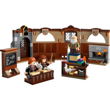 LEGO Castelo de Hogwarts: Aula Encantamentos 76442 LEGO - 2