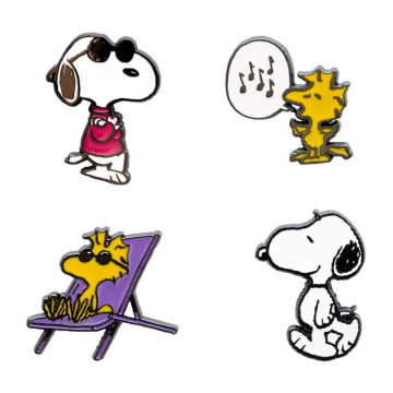 Conjunto de 4 pins do Snoopy  - 1