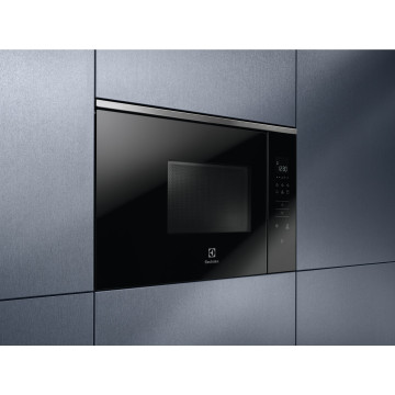  ELECTROLUX - 7