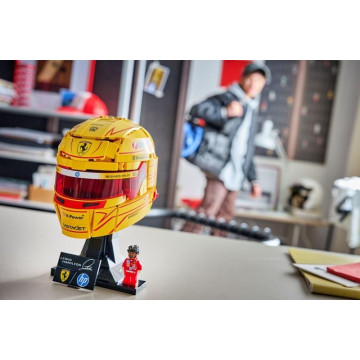 LEGO - Capacete Scuderia Ferrari HP de Lewis Hamilton 43022 LEGO - 9