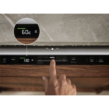  ELECTROLUX - 11